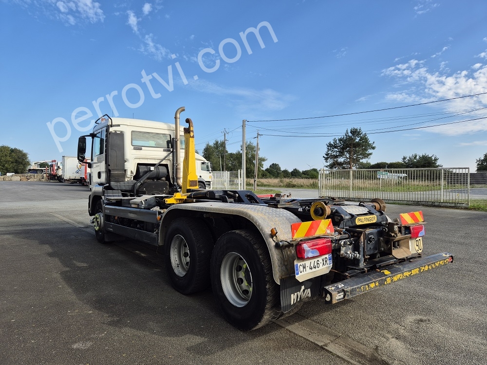 VOLVO TGS 28-400 photo 4