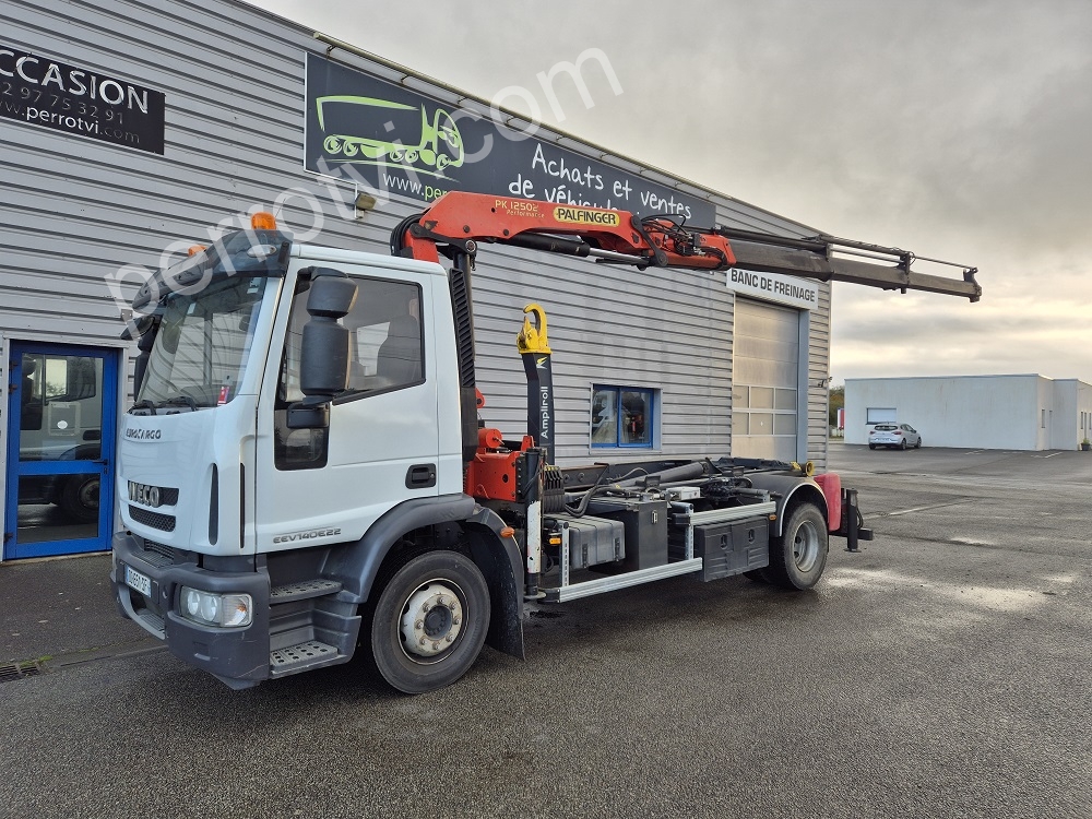 porteur IVECO EUROCARGO 140 E 22